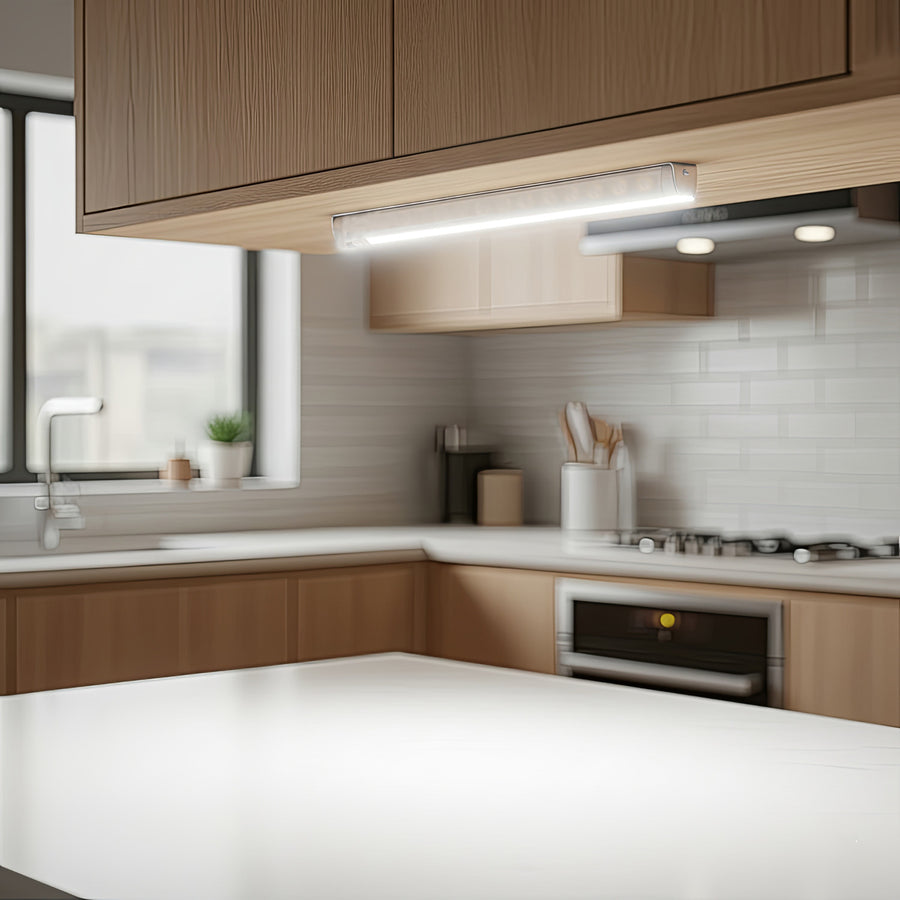 Lámpara fluorescente para cocina para el armario de cocina 9 LED SWD con 120 grados PIR Detector de movimiento 360 ° de rotación Maclean MCE166