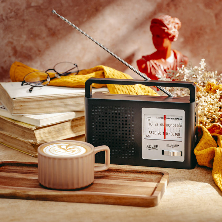 Adler AD 1909 Radio portátil, AM y FM, Antena, Funcionamiento por red y pilas