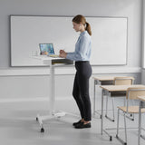 Mesa para laptop ajustável em altura com rodas e gaveta ajustável em altura até um máximo de 113 cm e um máximo de 8 kg (branco)