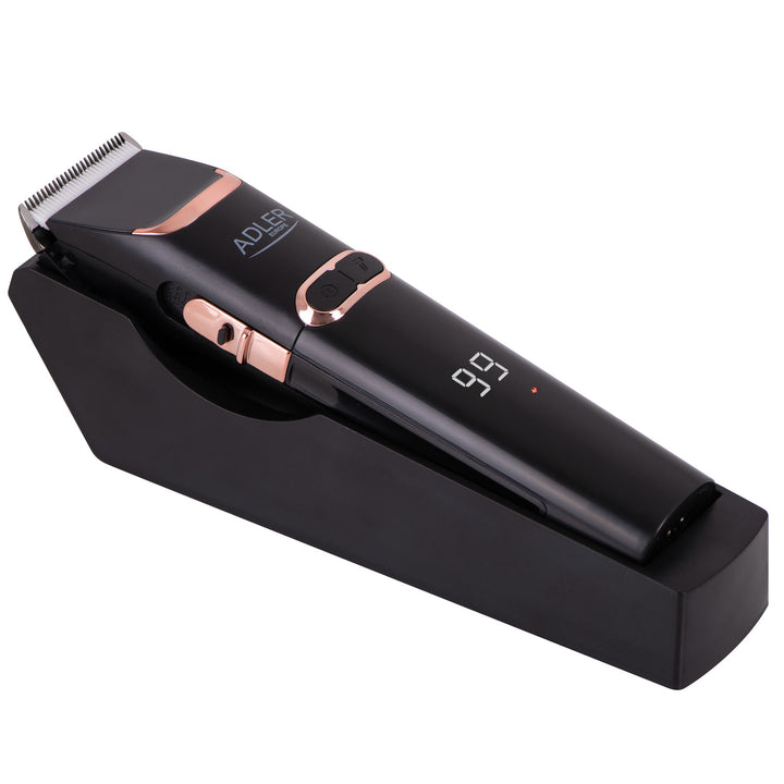 Máquina de cortar cabelo Adler, visor LCD, 40 W, AD 2832