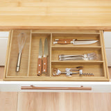 GreenBlue GB379 Organizador de talheres em bambu, tabuleiro extensível, 7 compartimentos básicos e 2 compartimentos amovíveis para utensílios de cozinha, organização de gavetas para talheres, dimensões: 32,5-50 x 43 x 4,5 cm