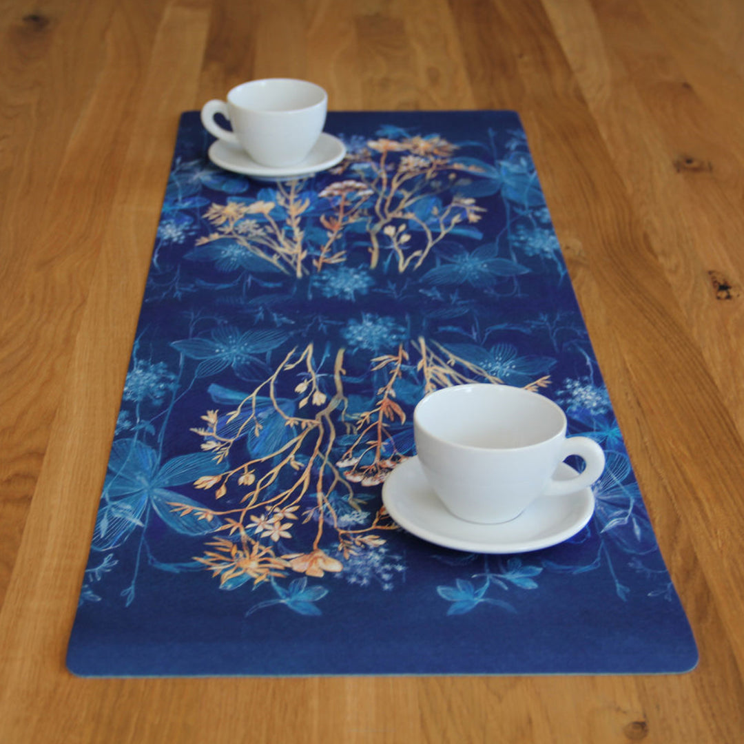 Caminho de Mesa Bertoni em Feltro, 95x33cm, Estampado Meia-Noite