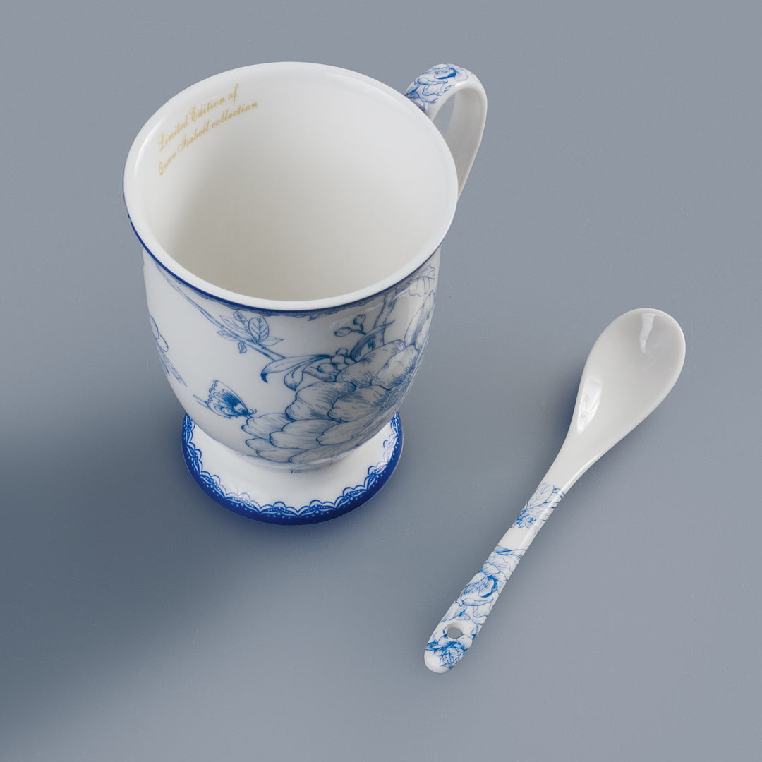 Queen Isabell Elegante conjunto de chávenas de porcelana clássicas com colher de chá, Capacidade: 250 ml