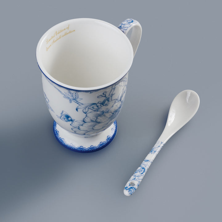 Queen Isabell Elegante conjunto de chávenas de porcelana clássicas com colher de chá, Capacidade: 250 ml