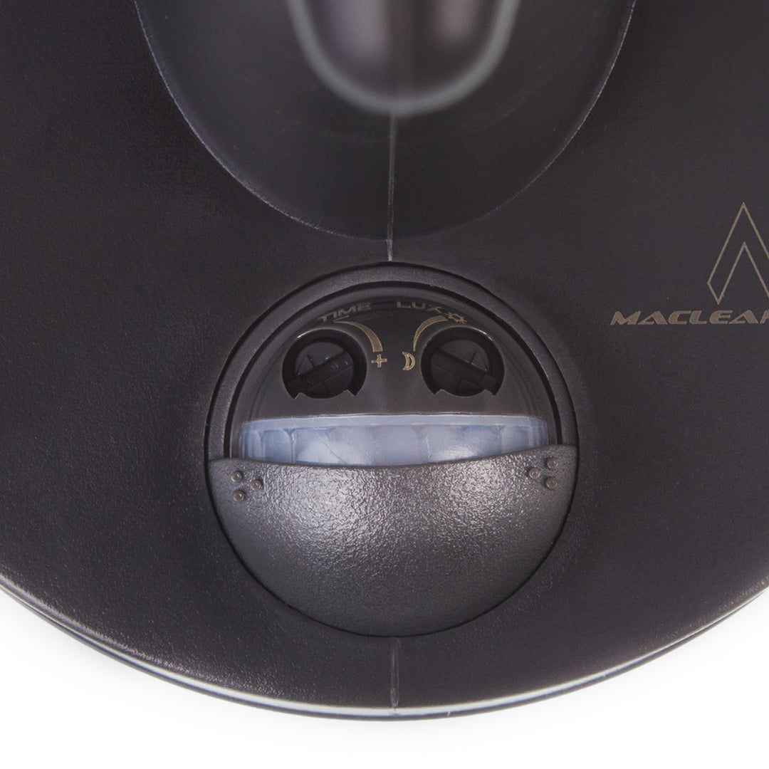 Maclean MCE518 B Aplique 1xE27 con sensor, sensor de infrarrojos, carga máx. 60W, IP65, negro + Maclean Energy MCE280 WW Bombilla de filamento LED E27, 11W 230V blanco cálido 3000K 1500lm retro edison decorativa A60