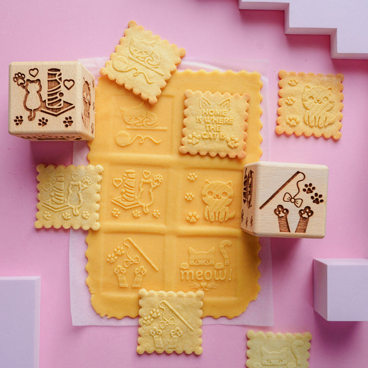 Goody Woody Cubo para tarta grabado, 6 cm, madera de haya, 6 diseños, gatos