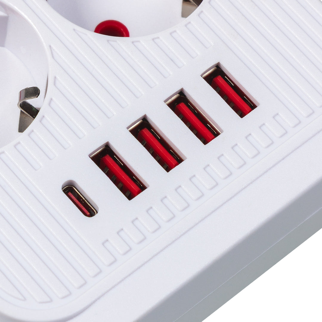 Regleta Maclean, cable alargador de 6 tomas + 4xUSB, 110-240V CA 50/60Hz, 2,1A máx. 2500W, 3m, blanco, MCE391 W