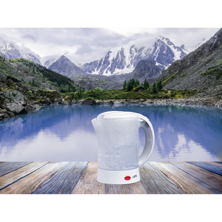Lafe Scandi Hervidor eléctrico, turista, 600W, capacidad 0,6l, 2 tazas, 2 cucharas, blanco