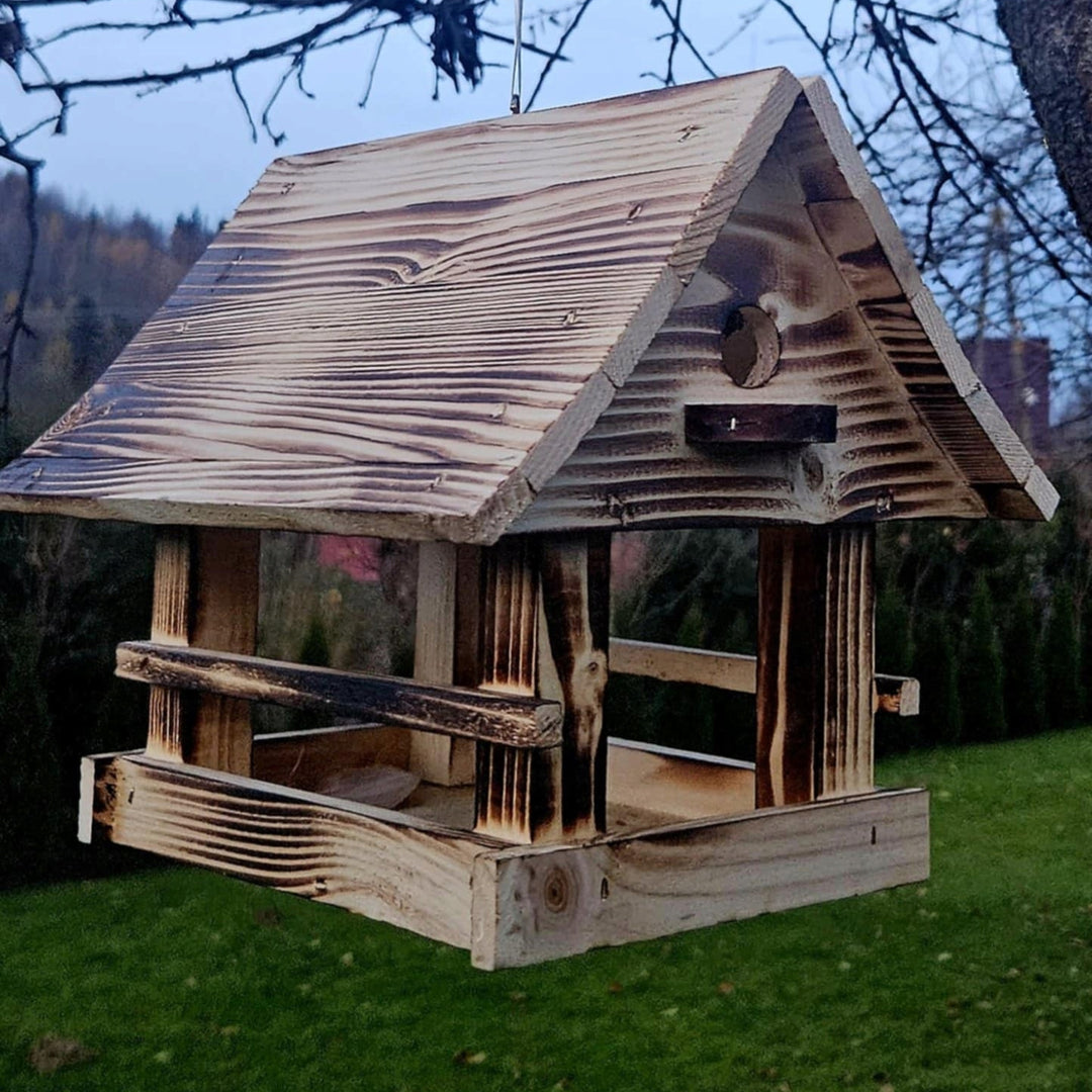 Comedero para pájaros Woodok, de madera, cocido, gancho para colgar + alpiste 1kg