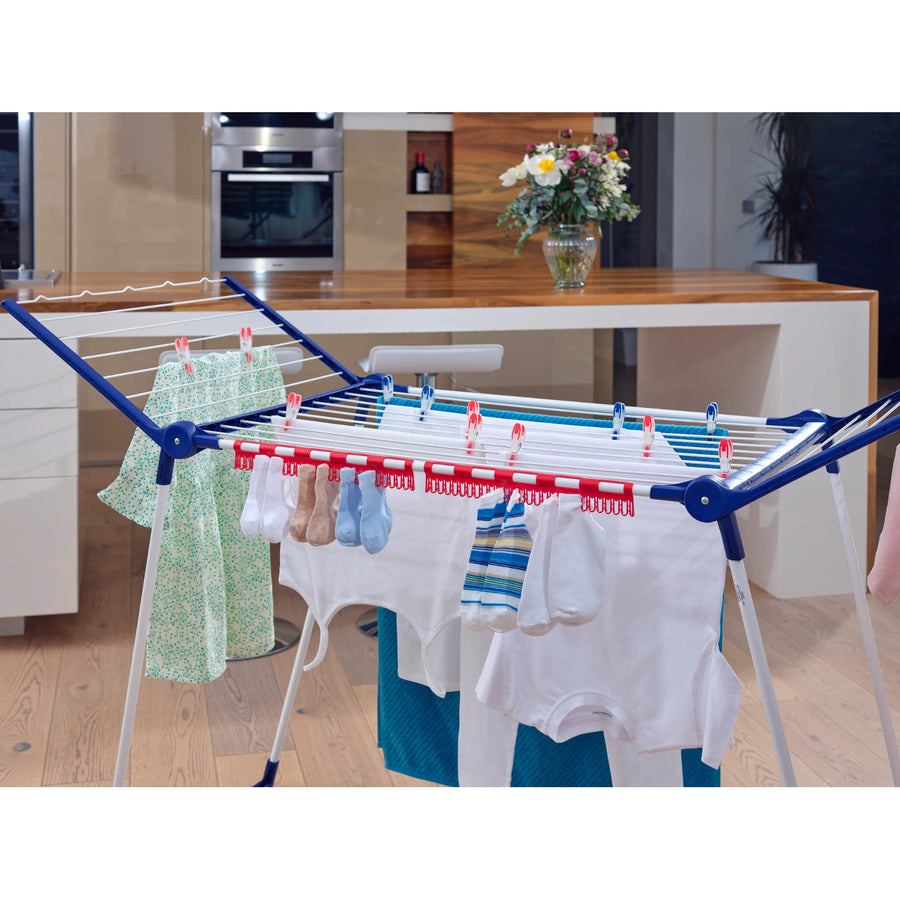 Secador Pegasus 200 Solid Comfort Leifheit, longitud de los cables 20 m, patas antideslizantes, resistente a las condiciones atmosféricas, 2 ganchos para la ropa, 81516