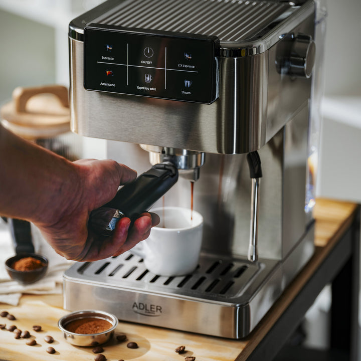 Cafetera de 20 bar, Thermoblock, espumador de leche, 5 en 1, Adler AD 4390