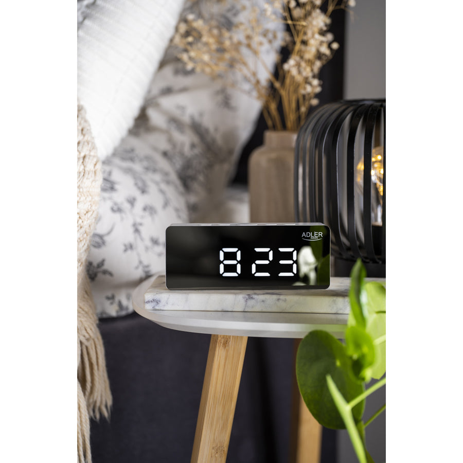 Despertador con pantalla LED y termómetro Adler AD 1189 W + 3 pilas alcalinas AAA Varta Industrial