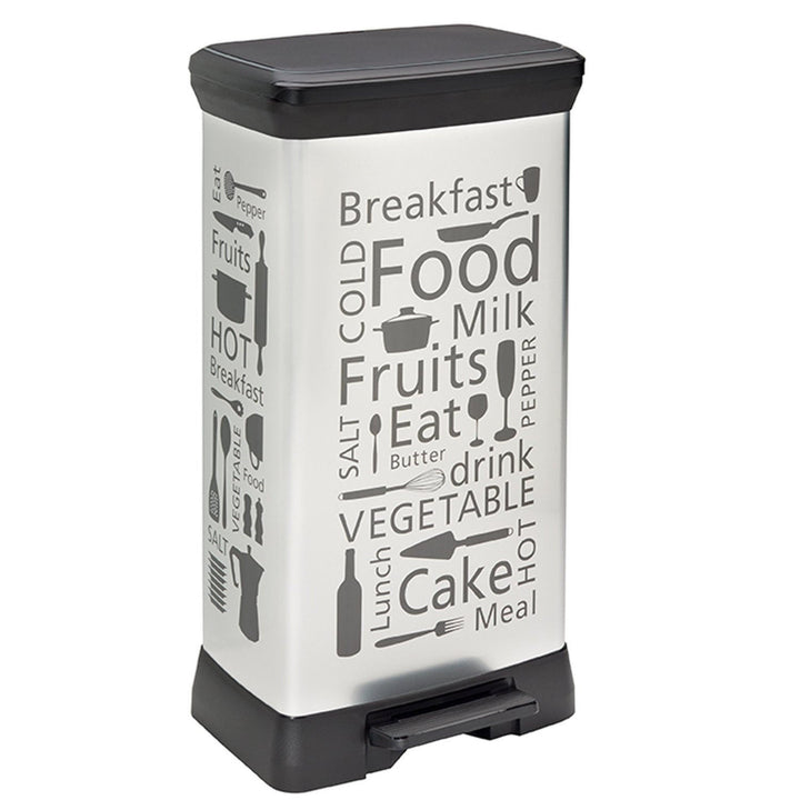 Curver Kitchen Cubo de basura con pedal, diseño plateado, 50 L
