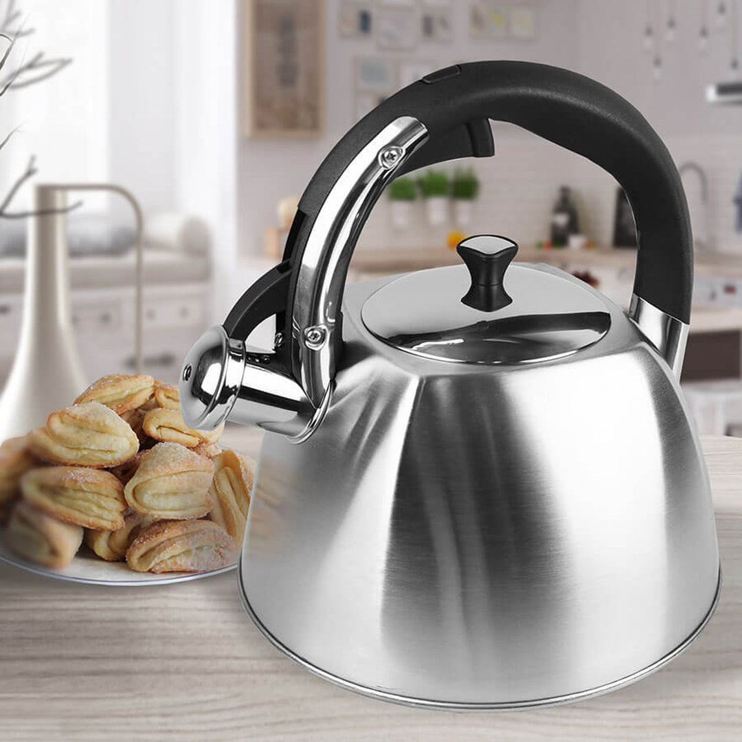 Chaleira Maestro Branca em Aço Inoxidável Perfeita para a Sua Cozinha