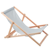 Confortável espreguiçadeira de madeira na cor cinza claro, ideal para praia, varanda, terraço
