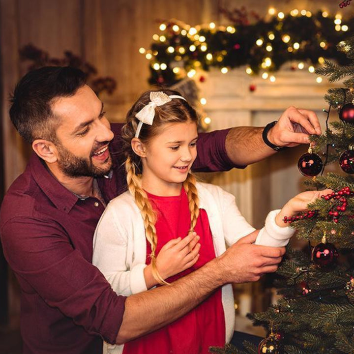Abeto coberto de neve de árvore de Natal de PVC premium com galhos de PE 180