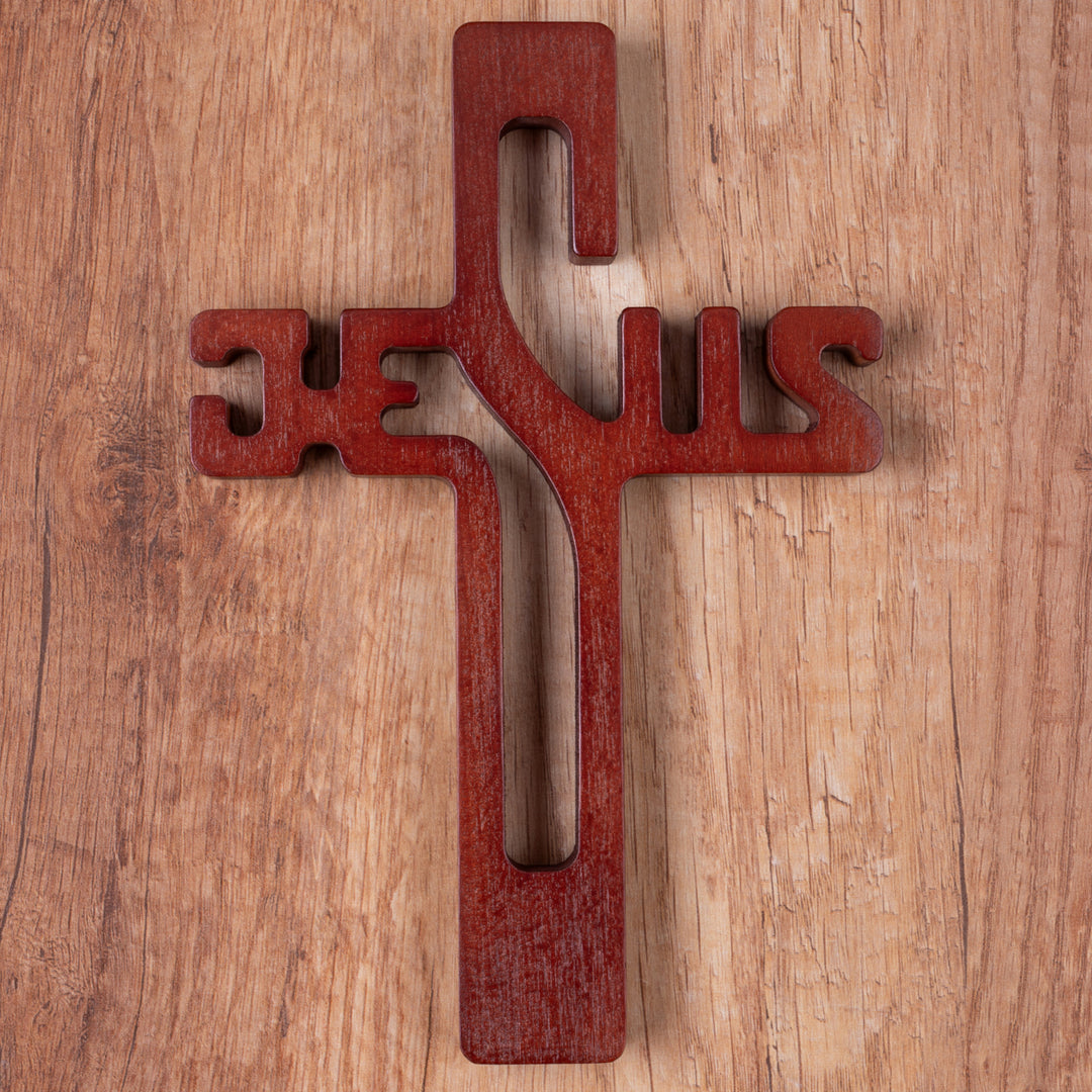Cruz em madeira com inscrição JESUS, castanho, 30x20x1,8cm