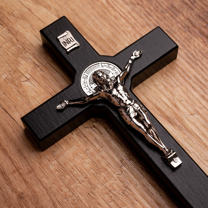 Cruz de madeira de São Bento Pendente Cruz com Símbolo da Paixão (Preto, 18x10x1,8cm)