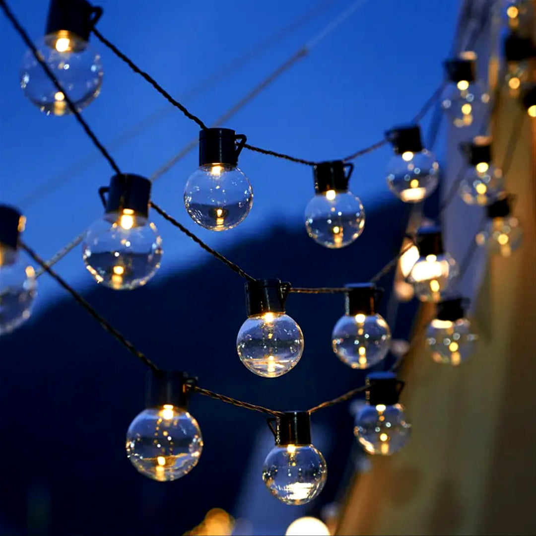 Luzes de jardim LED Maclean MCE424 2 em 1, alimentadas a energia solar ou USB, 20 lâmpadas, IP44, 3 W, 10 lm, 3000 K, 2 baterias recarregáveis de 600 mAh, 5 V DC, 7 m